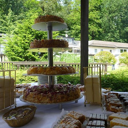 Romantik Waldhotel Mangold Bergisch Gladbach Esterno foto