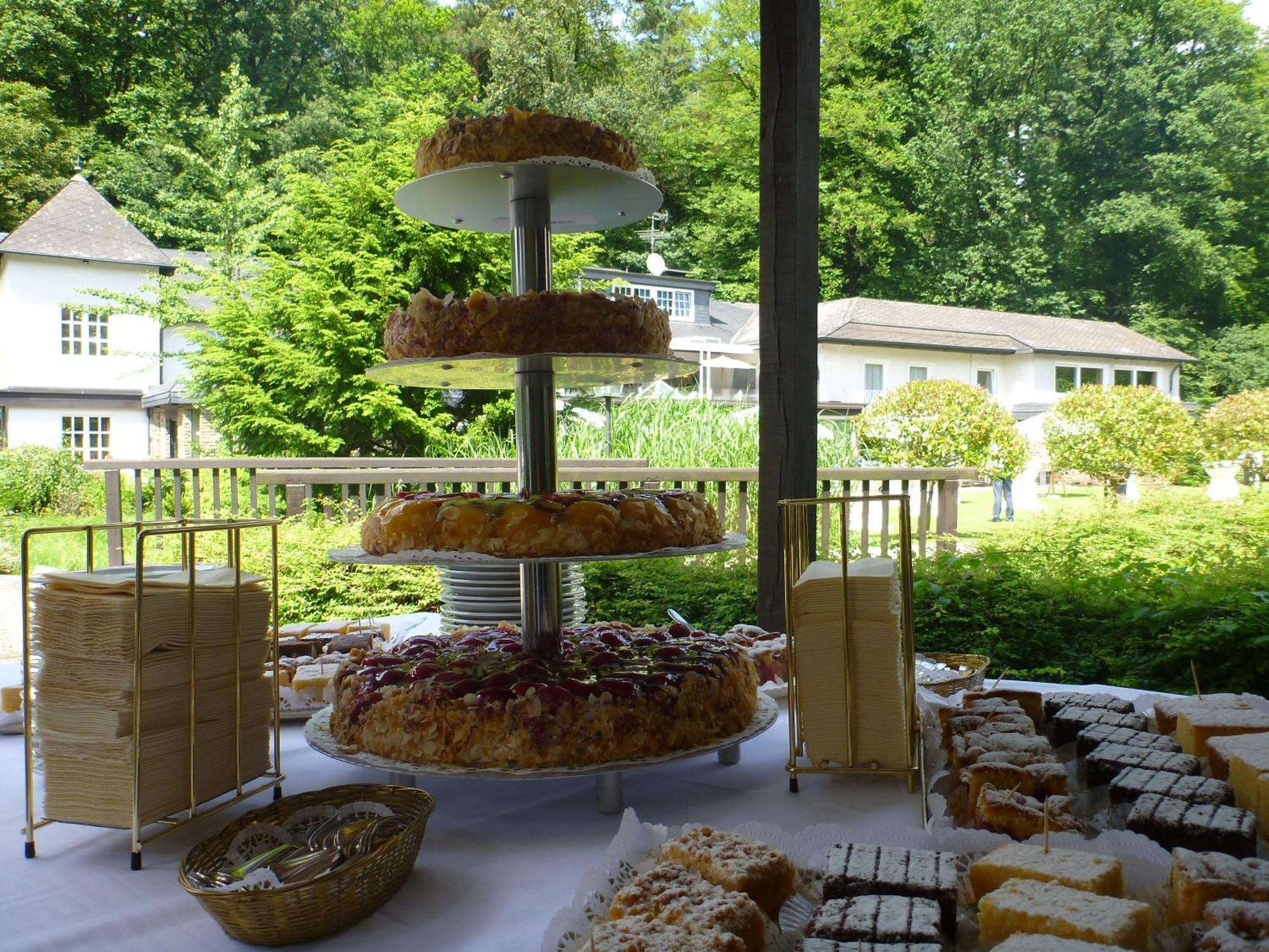 Romantik Waldhotel Mangold Bergisch Gladbach Esterno foto