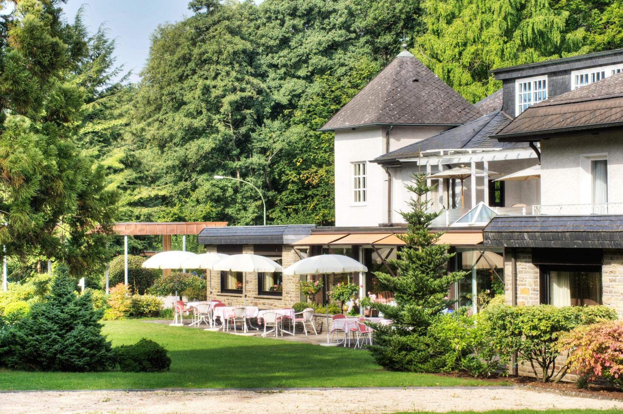 Romantik Waldhotel Mangold Bergisch Gladbach Esterno foto
