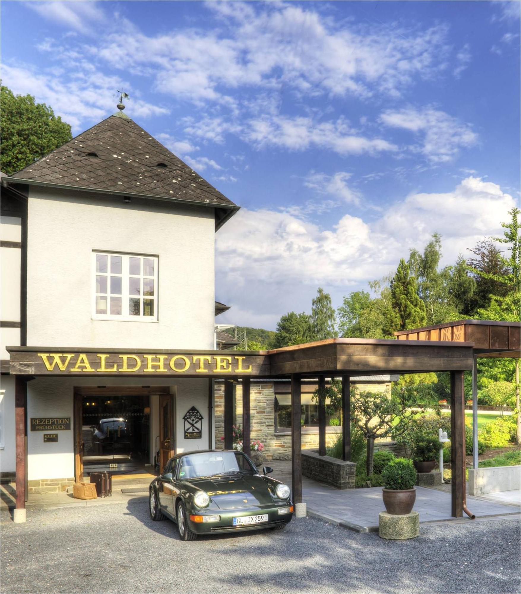 Romantik Waldhotel Mangold Bergisch Gladbach Esterno foto
