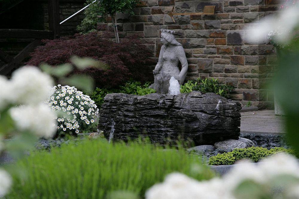 Romantik Waldhotel Mangold Bergisch Gladbach Esterno foto