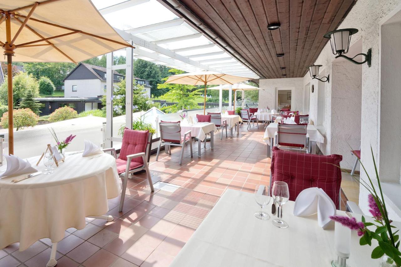 Romantik Waldhotel Mangold Bergisch Gladbach Esterno foto