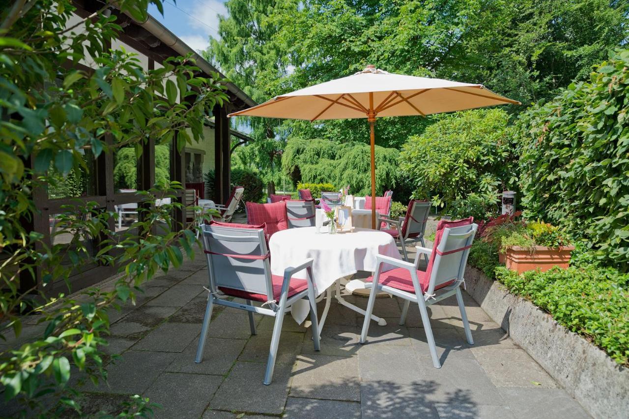 Romantik Waldhotel Mangold Bergisch Gladbach Esterno foto