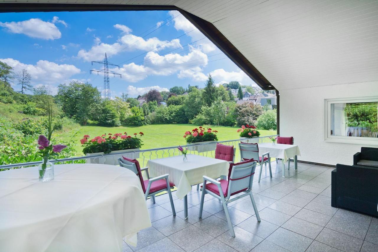 Romantik Waldhotel Mangold Bergisch Gladbach Esterno foto